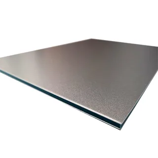 Placa de alucobond color plata satinado